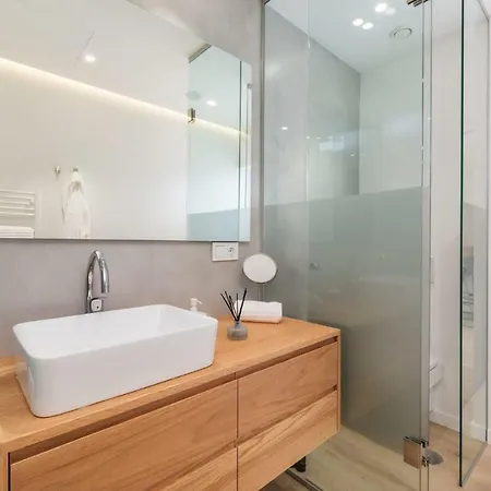 Ancla New Sea Views Apartment *
